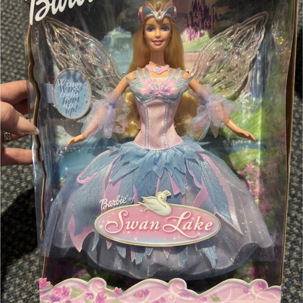 Barbie of Swan Lake as Odette Light Up Wings Mattel B2766 Vintage Doll 2003